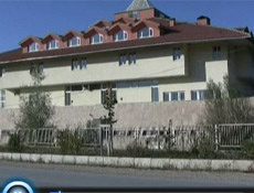 Yalan değil! 1 TLye satılık otel