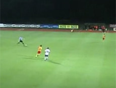 Polonya liginde inanılmaz bir gol (video)