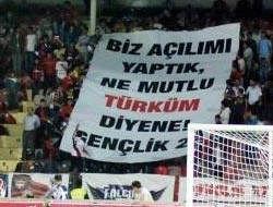 Kürt açılımı bu kez tribünlerde