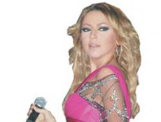 Hadise evlilik teklifi bekliyor