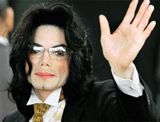 Michael Jackson meğer daha gömülmemiş