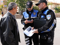 3 kayıp çocuğu 100 polis arıyor