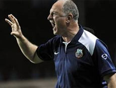 Scolari dünya devine doğru