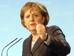 Merkel eyalet seçimlerinde bozguna uğradı