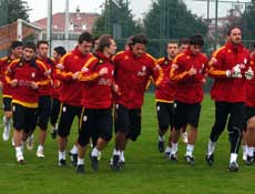 Galatasarayda son dakika ayrılığı